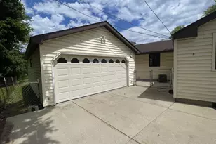 4406 Jay Dr, Madison, WI 53704 - Photo 5