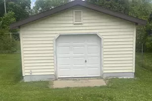4406 Jay Dr, Madison, WI 53704 - Photo 7