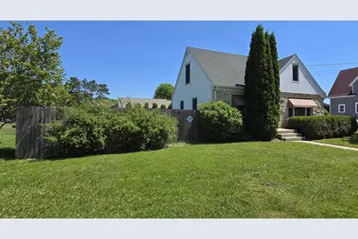 2041 Julius Street, Cross Plains, WI 53528 - Photo 3