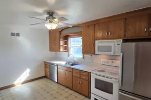 2041 Julius St, Cross Plains, WI 53528 - Photo 13