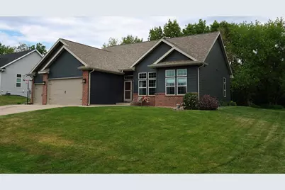 1013 E Superior Drive, Edgerton, WI 53534 - Photo 1