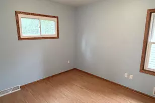 2925 Sachs St, Madison, WI 53704 - Photo 11