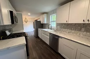 411 Western Ave, Elroy, WI 53929 - Photo 3