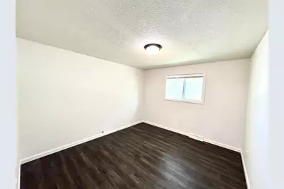 411 Western Avenue, Elroy, WI 53929 - Photo 11
