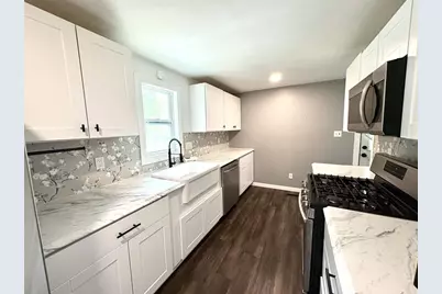 411 Western Avenue, Elroy, WI 53929 - Photo 15