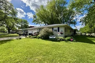 1802-1806 Randolph Rd, Janesville, WI 53545 - Photo 7