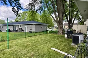 1802-1806 Randolph Rd, Janesville, WI 53545 - Photo 3