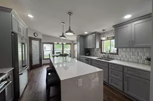 446 Arbor Dr, Juneau, WI 53039 - Photo 9