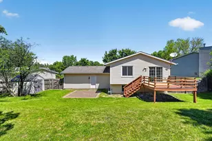 21 S Bartelt Ct, Madison, WI 53704 - Photo 9