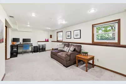 21 S Bartelt Court, Madison, WI 53704 - Photo 35