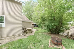 320 S Pearl St, Janesville, WI 53548 - Photo 9
