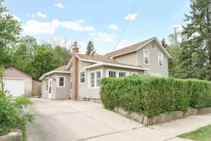 320 S Pearl St, Janesville, WI 53548 - Photo 1