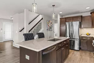 852 Sugar Maple Ln, Verona, WI 53593 - Photo 3