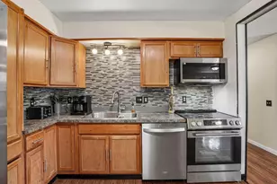 1930 Shelley Ln, Madison, WI 53704 - Photo 25