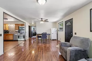1930 Shelley Ln, Madison, WI 53704 - Photo 5
