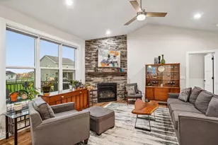 6557 Vista Valley, Windsor, WI 53598 - Photo 5