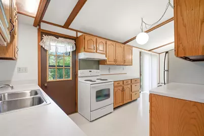 406 Hamburg Street, Ripon, WI 54971 - Photo 7