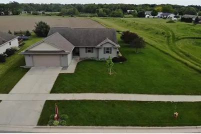 311 E Sunset Drive, Milton, WI 53563 - Photo 11