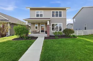 1446 Thoreau Dr, Sun Prairie, WI 53590 - Photo 1