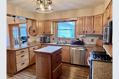 1411 W Montgomery Street, Sparta, WI 54656 - Photo 3
