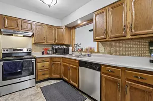 108-110 Tompkins Dr, Monona, WI 53716 - Photo 5