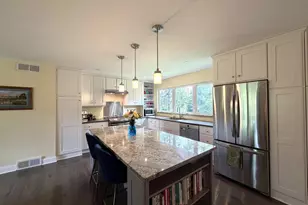 718 Delladonna Way, Madison, WI 53704 - Photo 9