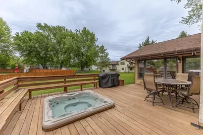 815 Westwood Drive, Onalaska, WI 54650 - Photo 23
