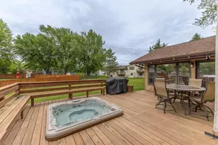 815 Westwood Dr, Onalaska, WI 54650 - Photo 23
