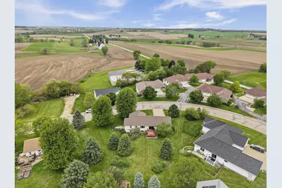 605 Prairie Hills Drive, Ridgeville, WI 53533 - Photo 59