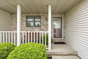 605 Prairie Hills Dr, Ridgeville, WI 53533 - Photo 5