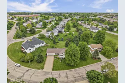 605 Prairie Hills Drive, Ridgeville, WI 53533 - Photo 57