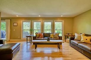 100 Melody Cir, Verona, WI 53593 - Photo 3