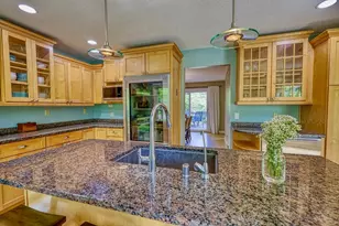 100 Melody Cir, Verona, WI 53593 - Photo 11