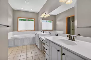 9101 Settlers Rd, Madison, WI 53717 - Photo 17