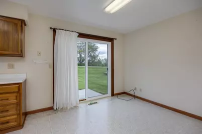 10266 N Amber Trail, Edgerton, WI 53534 - Photo 9