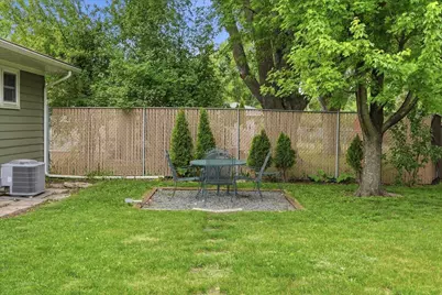 2009 Portage Road, Madison, WI 53704 - Photo 33
