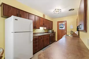2009 Portage Rd, Madison, WI 53704 - Photo 9