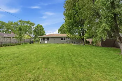 2009 Portage Road, Madison, WI 53704 - Photo 35
