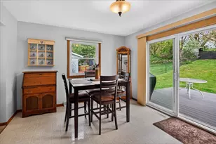 520 Acker Pkwy, DeForest, WI 53532 - Photo 11