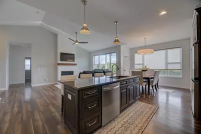 3705 Tanglewood Place, Janesville, WI 53546 - Photo 5
