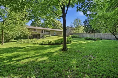 5101 Retana Drive, Madison, WI 53714 - Photo 15