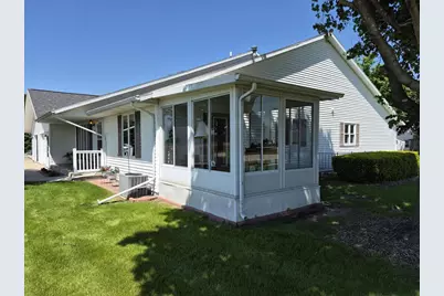 812 Pattee Drive, Waupun, WI 53963 - Photo 3