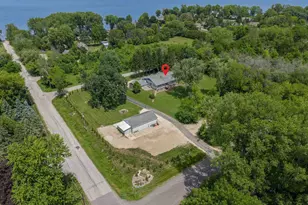 5086 Valley Heights Rd, Oshkosh, WI 54904 - Photo 3