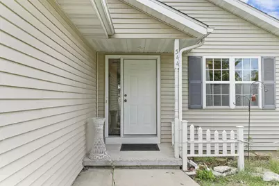 544 Berwick Drive, Sun Prairie, WI 53590 - Photo 3