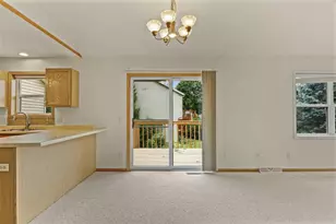 544 Berwick Dr, Sun Prairie, WI 53590 - Photo 13