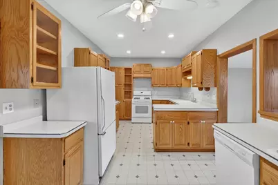 305 S John Paul Road, Milton, WI 53563 - Photo 5