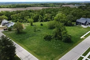 2810 Arbor Ridge Way, Janesville, WI 53548 - Photo 1
