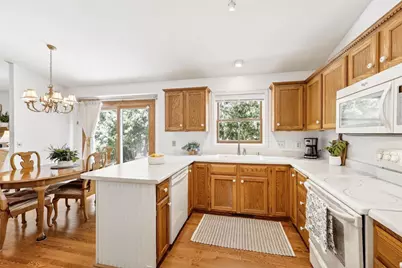 3033 Artesian Lane, Madison, WI 53713 - Photo 15