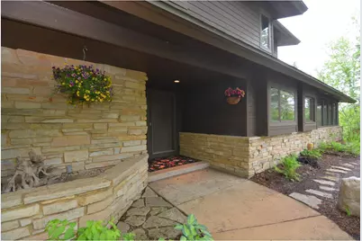 4105 Keewatin Trail, Verona, WI 53593 - Photo 3
