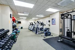360 W Washington Ave, Madison, WI 53703 - Photo 29